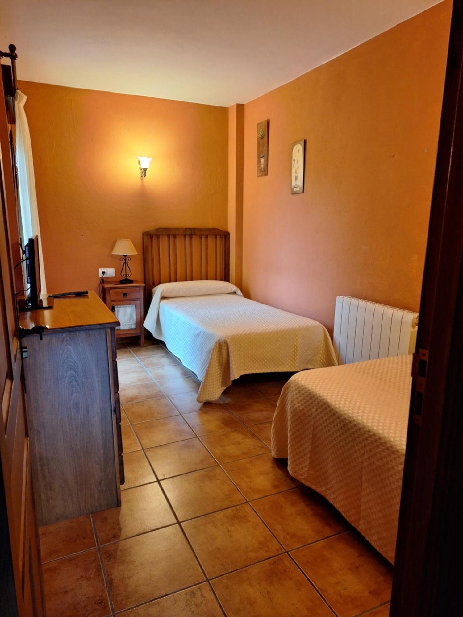 Hotel Rural Valle Del Tuejar Таранилья Экстерьер фото