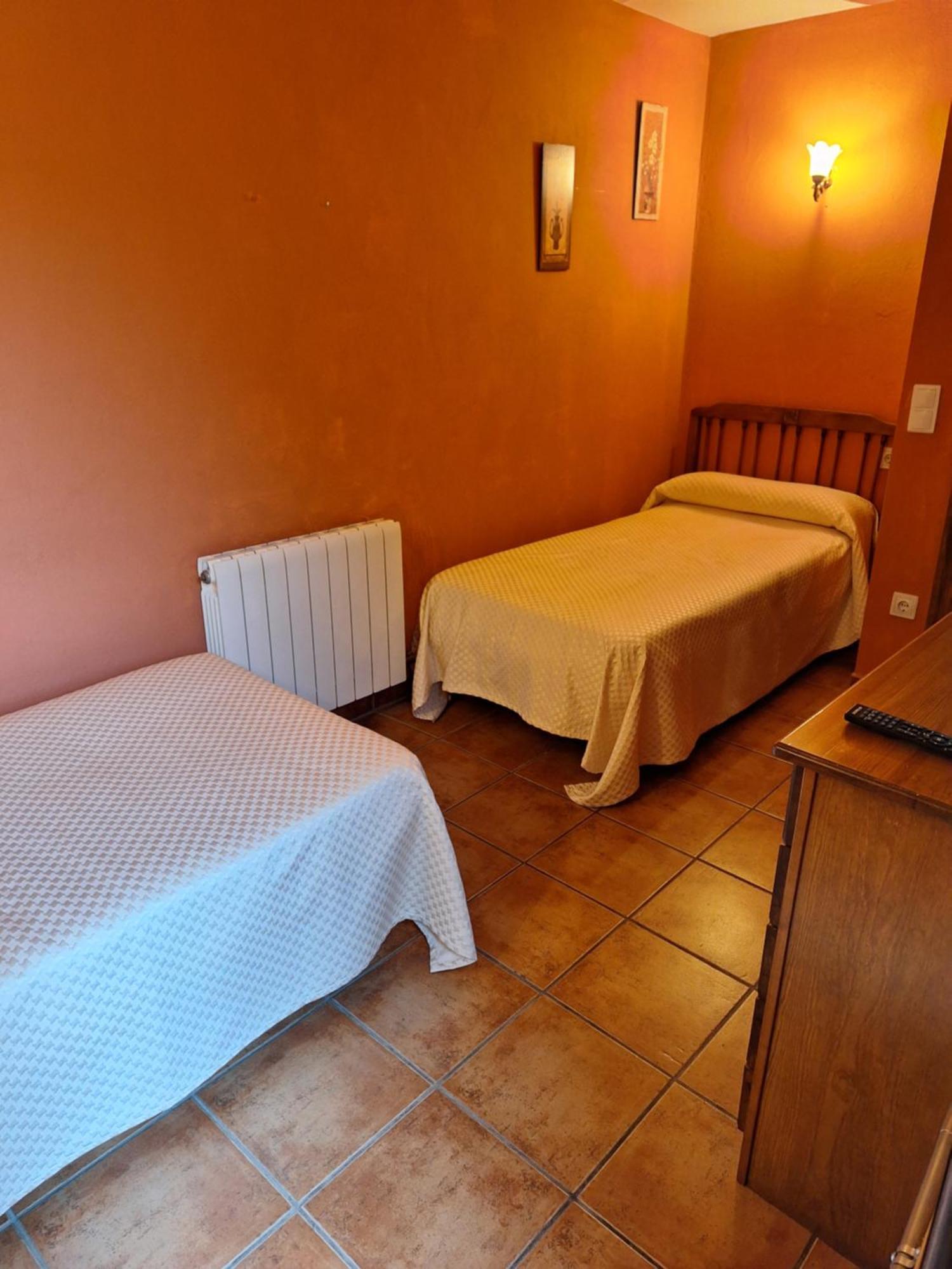 Hotel Rural Valle Del Tuejar Таранилья Экстерьер фото